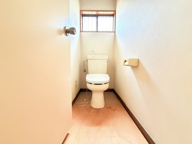 下妻市鬼怒　中古物件のトイレ
