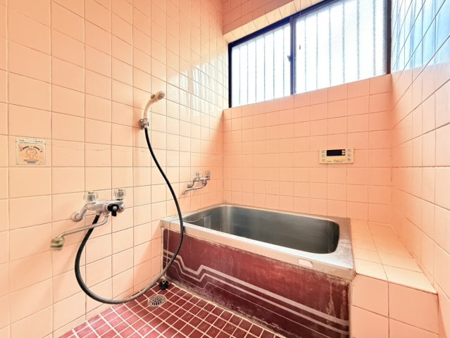 下妻市鬼怒　中古物件の浴室