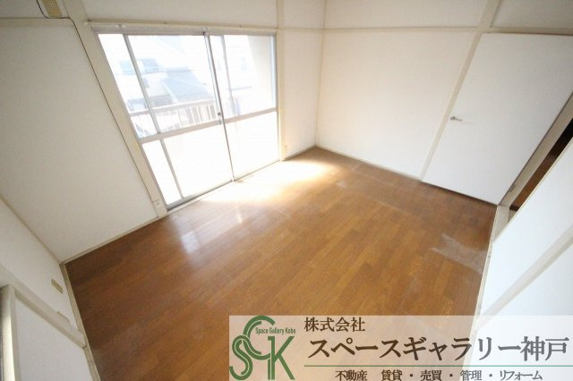 神戸市垂水区本多聞２丁目の一戸建ての寝室|※リフォーム前の写真になります※