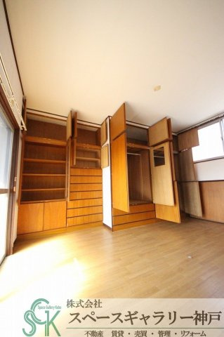神戸市垂水区本多聞２丁目の一戸建ての収納|※リフォーム前の写真になります※
