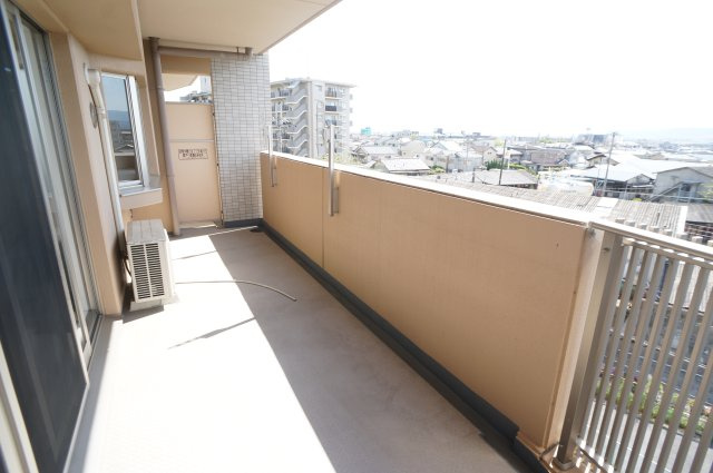 レイセニット奈良グラン・ヴェルジェのバルコニー
