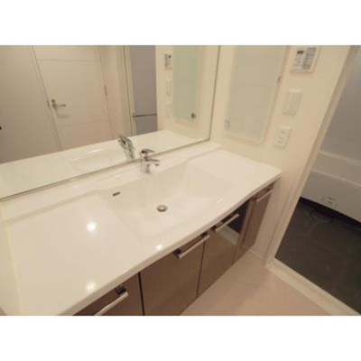 【洗面所】 | ＭＦＰＲ目黒タワー | ※写真は同タイプ住戸です。