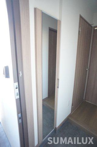 グランネストＫの玄関