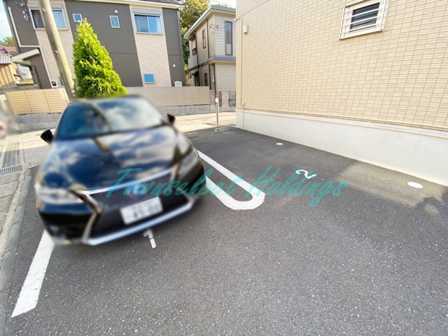 ファミーユの駐車場|駐車場空きあり