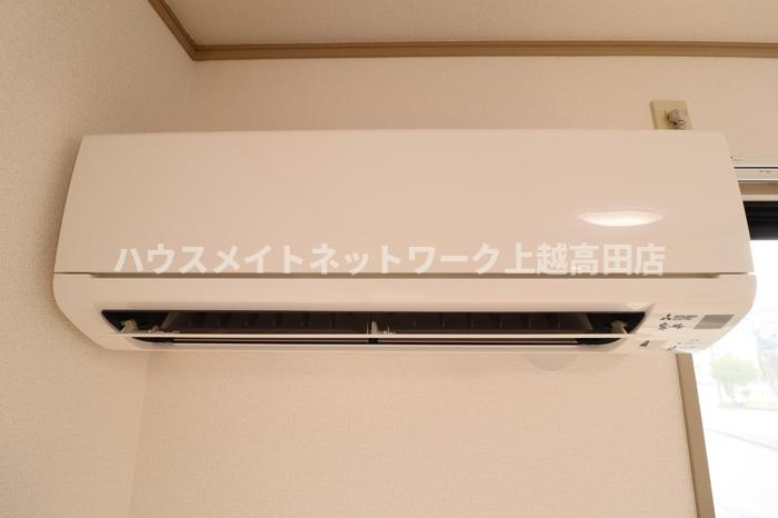 J'sパレスⅡ（ジェイズパレスⅡ）の設備|備え付けエアコン