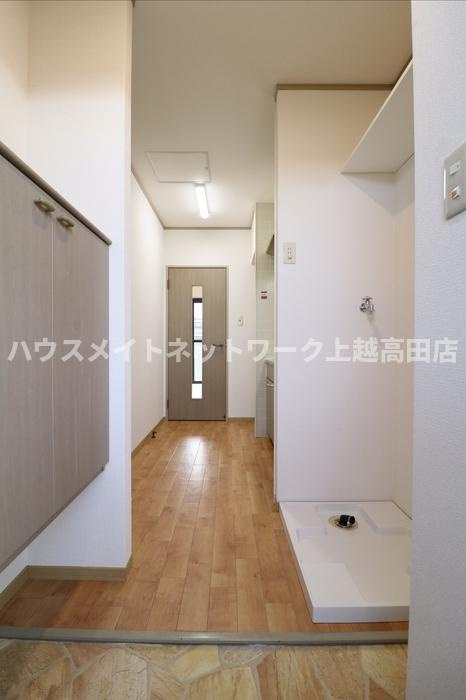 J'sパレスⅡ（ジェイズパレスⅡ）の玄関|玄関