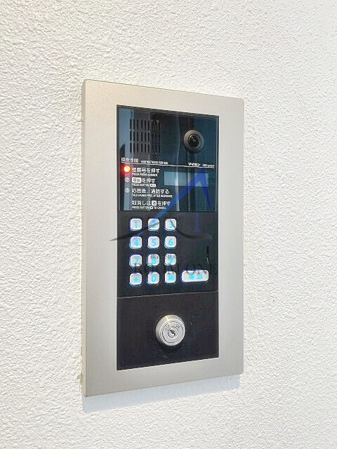 プラスパ鶴見のセキュリティ|オートロックです。