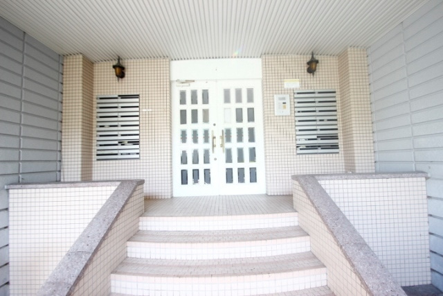 ＭＡＰＬＥＣＯＵＲＴのエントランス