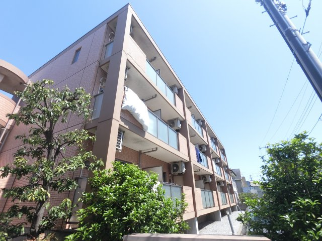 ヴィラ　クロシェット