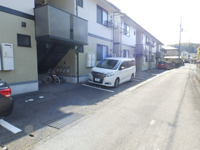 カーサ クレール B棟のエントランス|北側通路