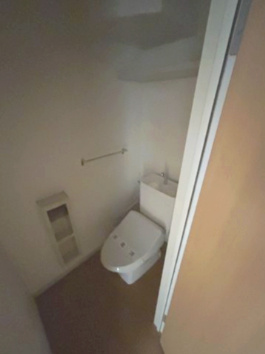 府中市白糸台６丁目のテラスのトイレ