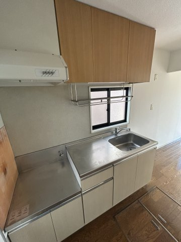 府中市白糸台６丁目のテラスのキッチン