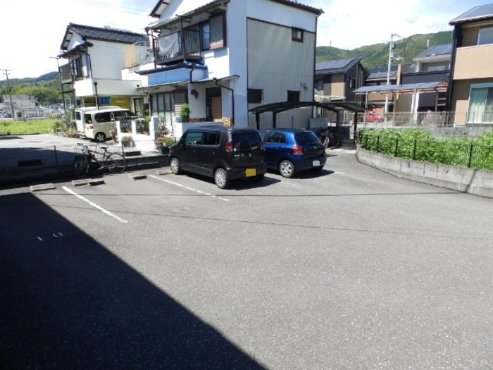 ベリーフォーレスト Ｃ棟の駐車場|駐車場