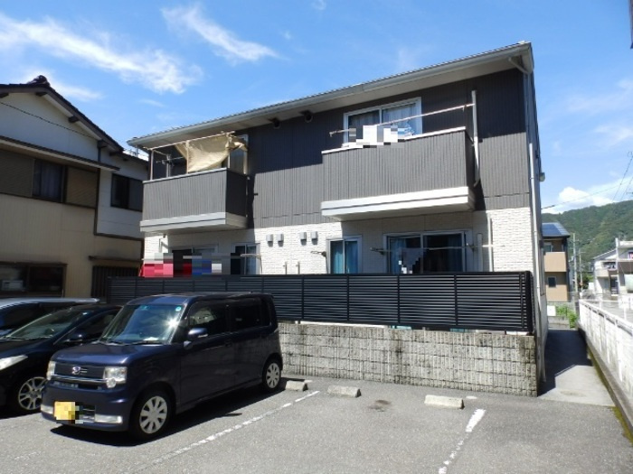 ベリーフォーレスト Ｃ棟の駐車場|C棟南側