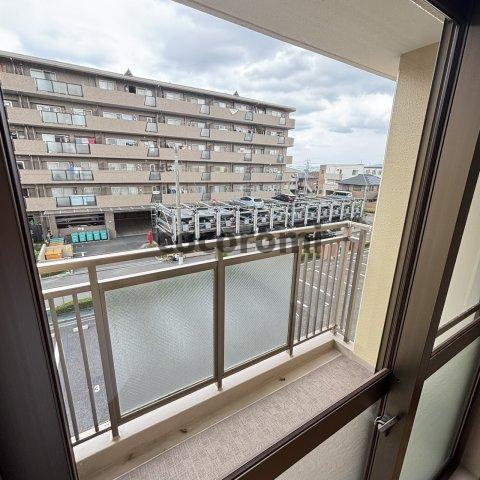 東香里野村マンションのバルコニー