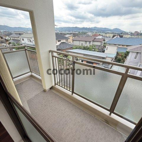 東香里野村マンションのバルコニー