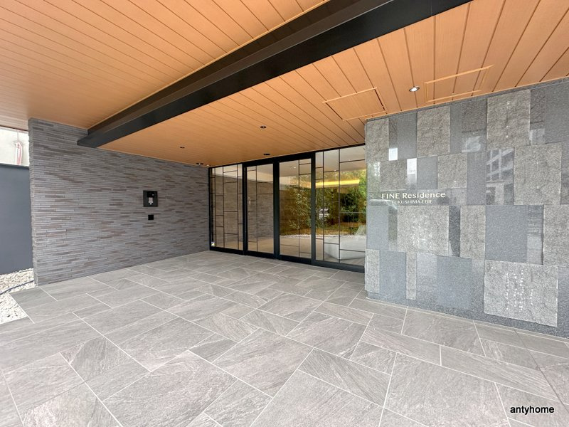 ファインレジデンス福島海老江　仲介手数料無料のエントランス