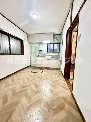 門真市岸和田1丁目一戸建の居間・リビング