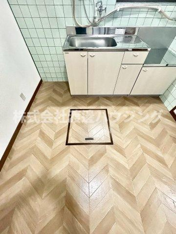 門真市岸和田1丁目一戸建の設備|床下収納付き