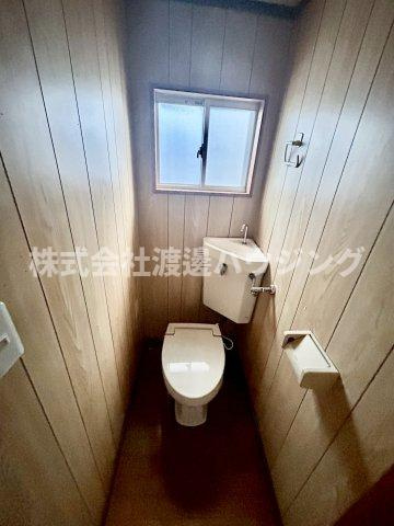 門真市岸和田1丁目一戸建のトイレ|1.2階両方にトイレございます。