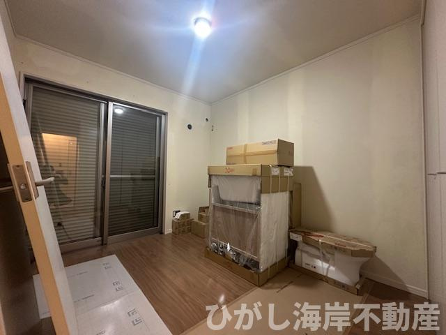 藤沢市鵠沼藤が谷２丁目　新築戸建の子供部屋|2月17日撮影　リフォーム中　5.2帖　洋室