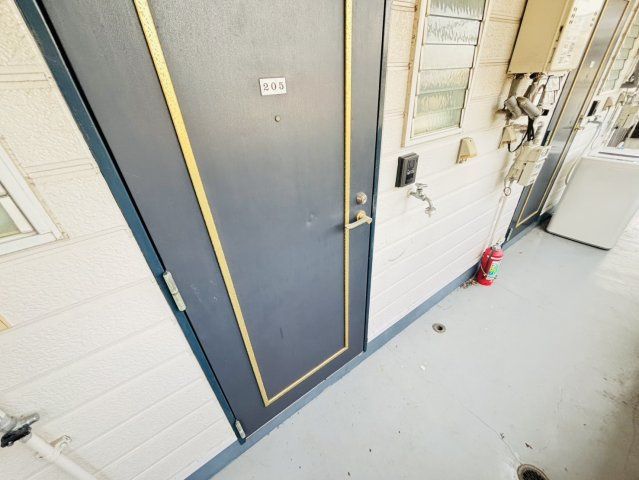 筑紫野市二日市北１丁目のアパートの玄関