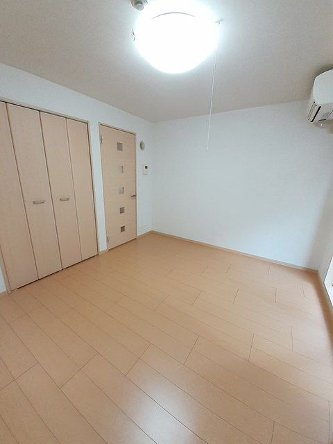 ブライト　ツリー　ＫＯＵの寝室