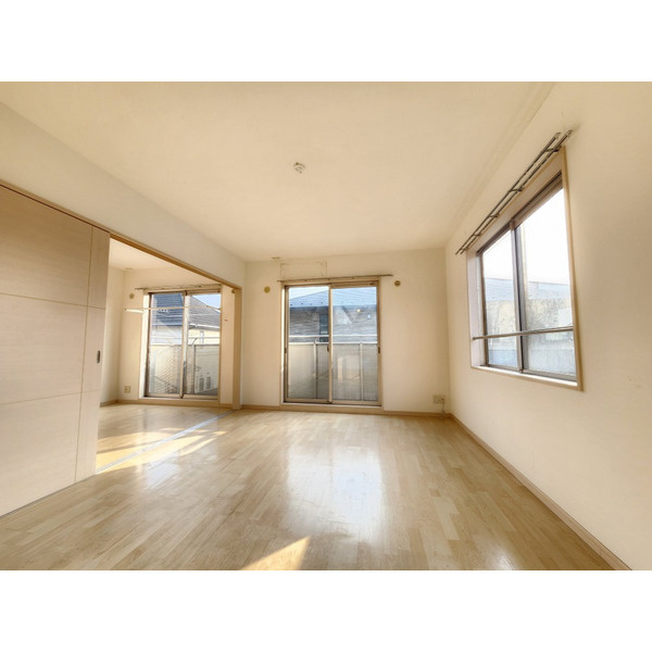 ティアラ観世音寺Ⅱのエントランス