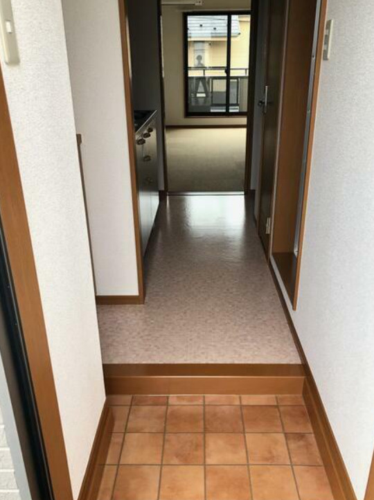 府中市若松町１丁目のアパートのエントランス|※別号室参考写真です