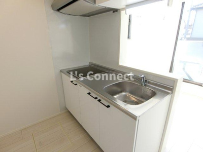 【キッチン】 | Ｌｕｃｅｎｔｅ | ２口ＩＨヒーターのシステムキッチン。