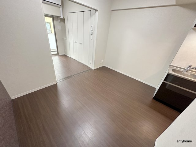 Gioia Nambaの洋室