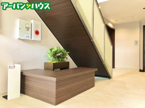 ファインメゾン福富のロビー