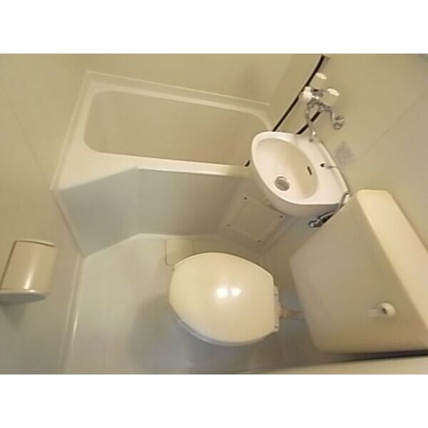 レスパス千種の浴室