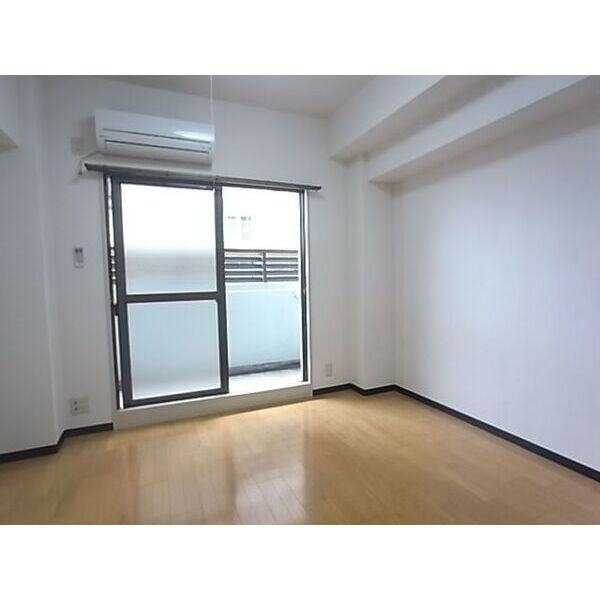 レスパス千種の居間・リビング