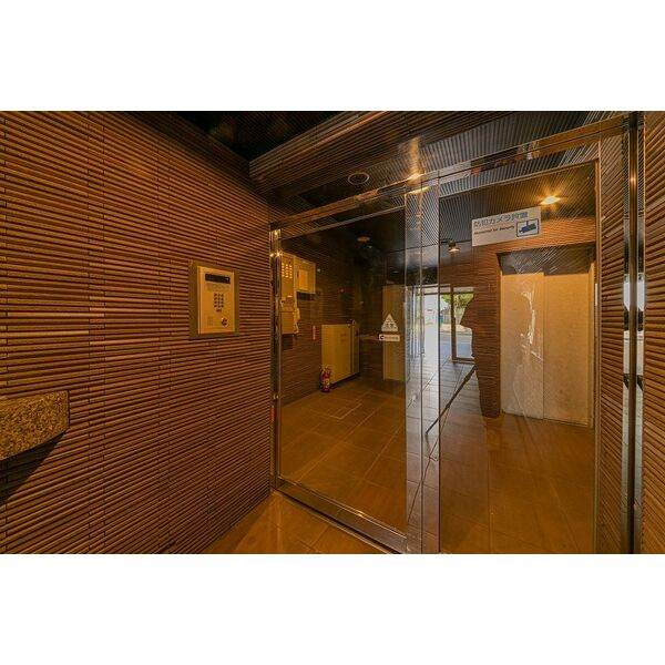 レスパス千種のロビー