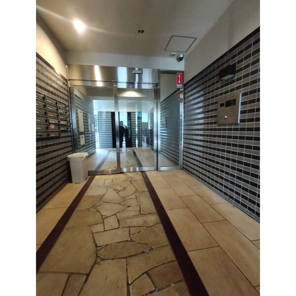 MAPLE ANEST SHINSAKAEのロビー