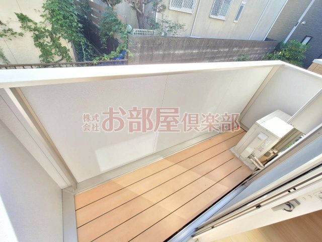 セゾンフィールのバルコニー