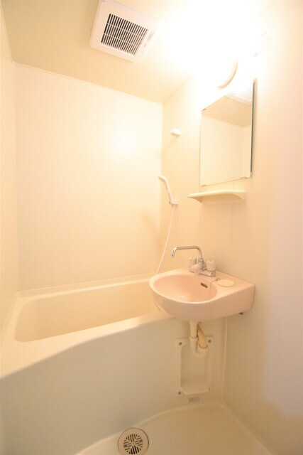 Rosa Candoreの浴室