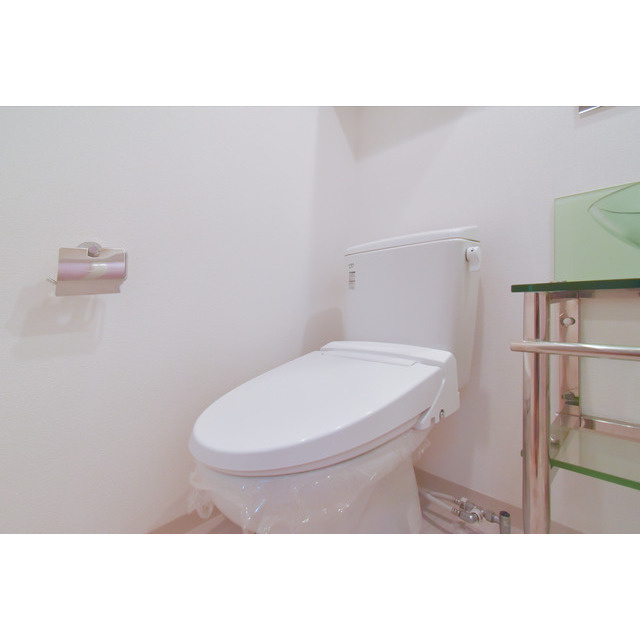 SERENiTE堺筋本町SUDのトイレ