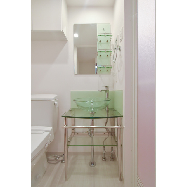 SERENiTE堺筋本町SUDの洗面所