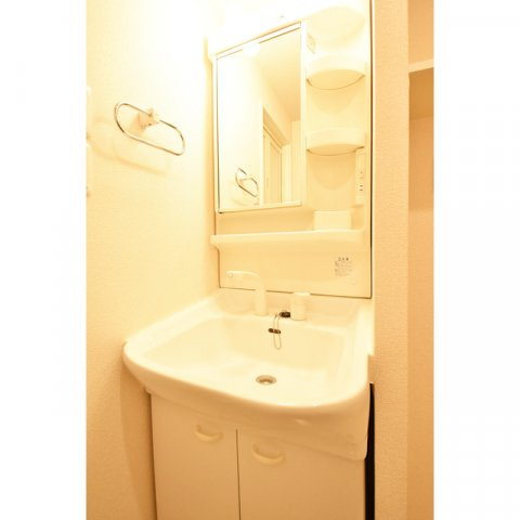 メゾン夕陽ヶ丘の洗面所