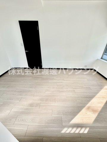 新喜多２丁目一戸建の洋室