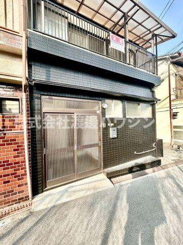 新喜多２丁目一戸建のエントランス