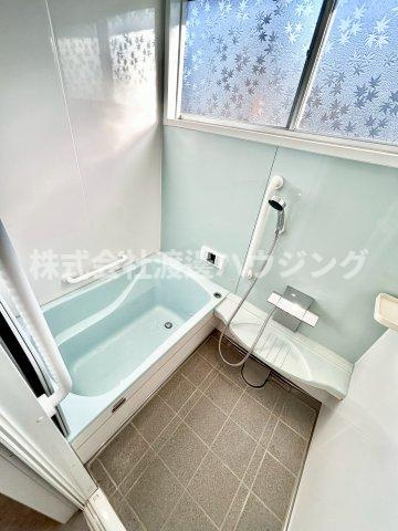 新喜多２丁目一戸建の浴室