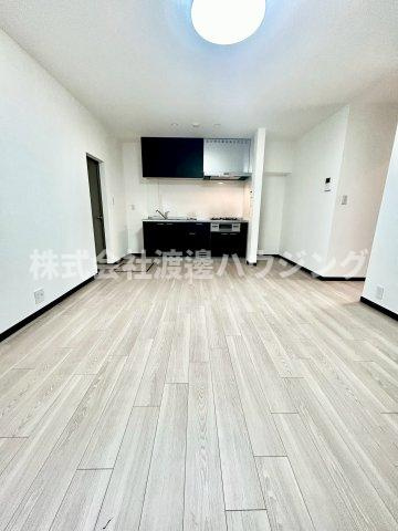 新喜多２丁目一戸建の居間・リビング