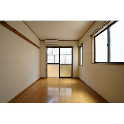 【居間・リビング】 | くるみハウス | 居室