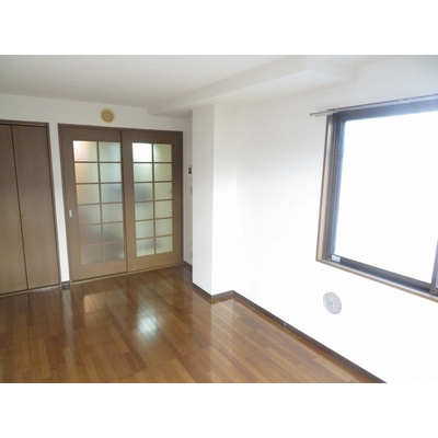 【居間・リビング】 | ＲＩＫＩパレス | 二面採光