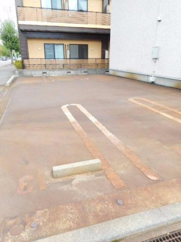 アネックスウェスト　Ｓ＆Ｙの駐車場