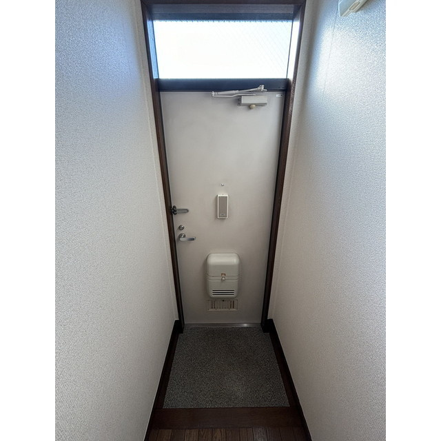 ヴェルディ下馬の玄関