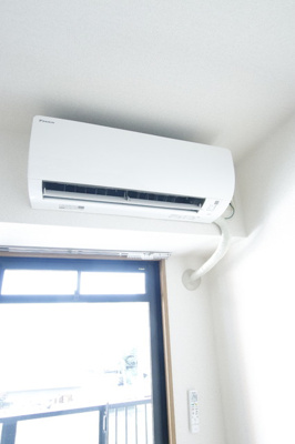 洋室のエアコン♪